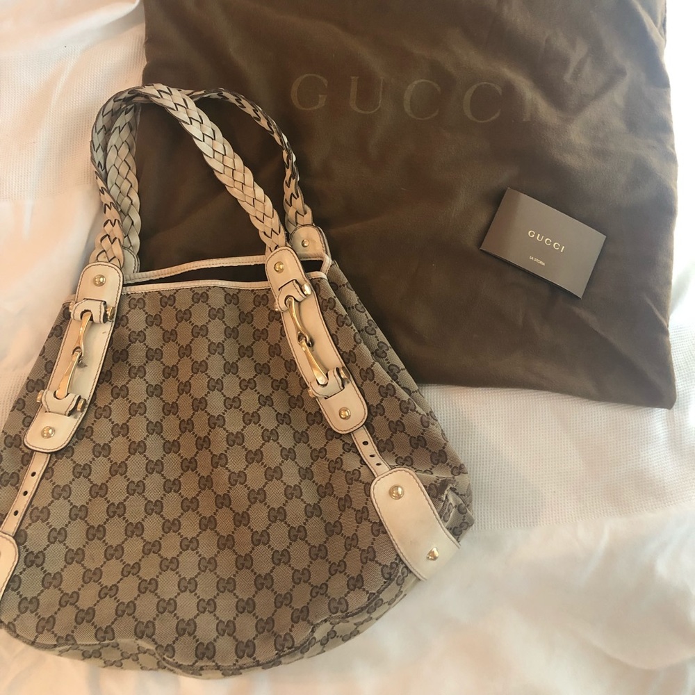 AUTHENTIC GUCCI PELHAM HOBO W/DUST BAG & AUTH CARD